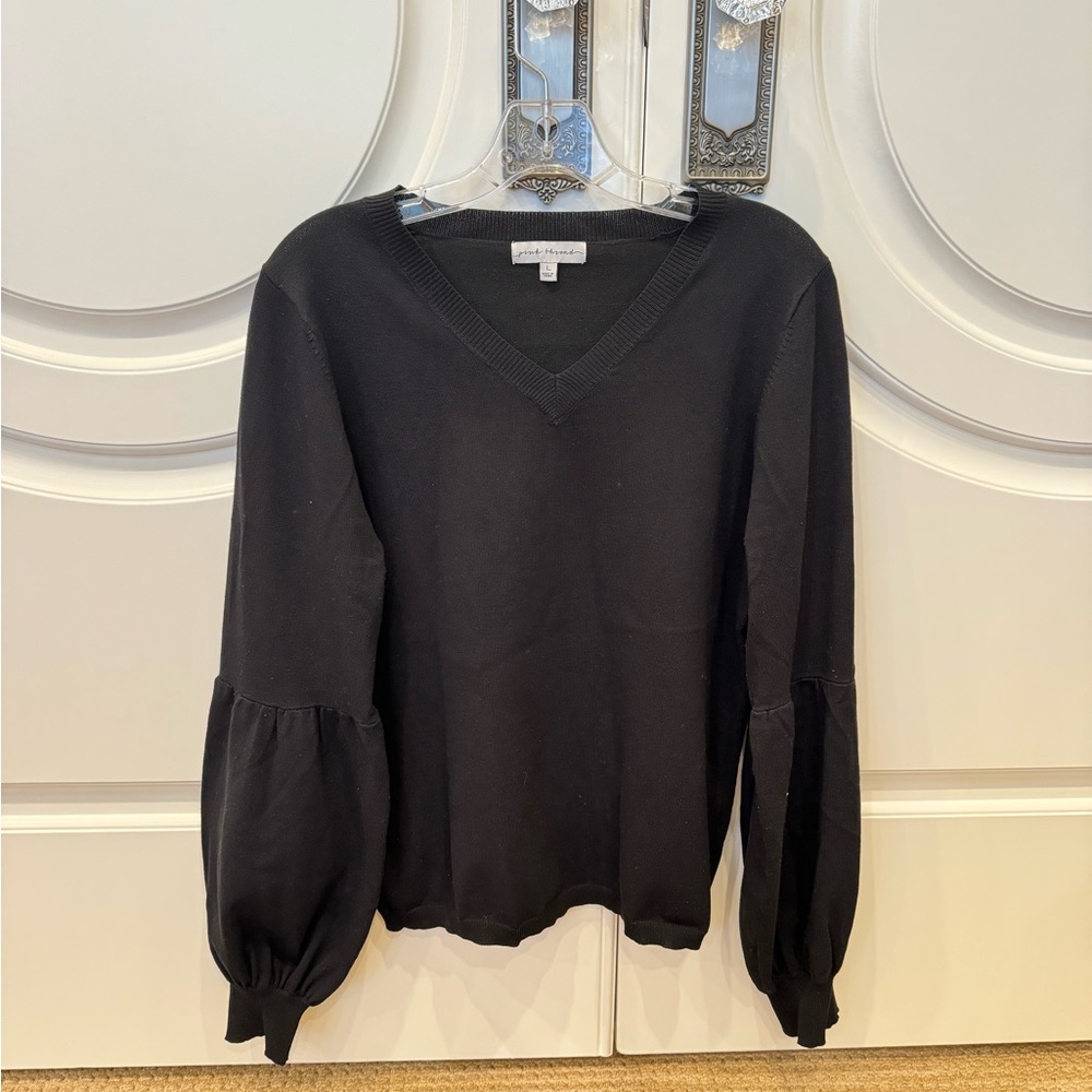 Rachel Parcell Black Sweater, Size Large